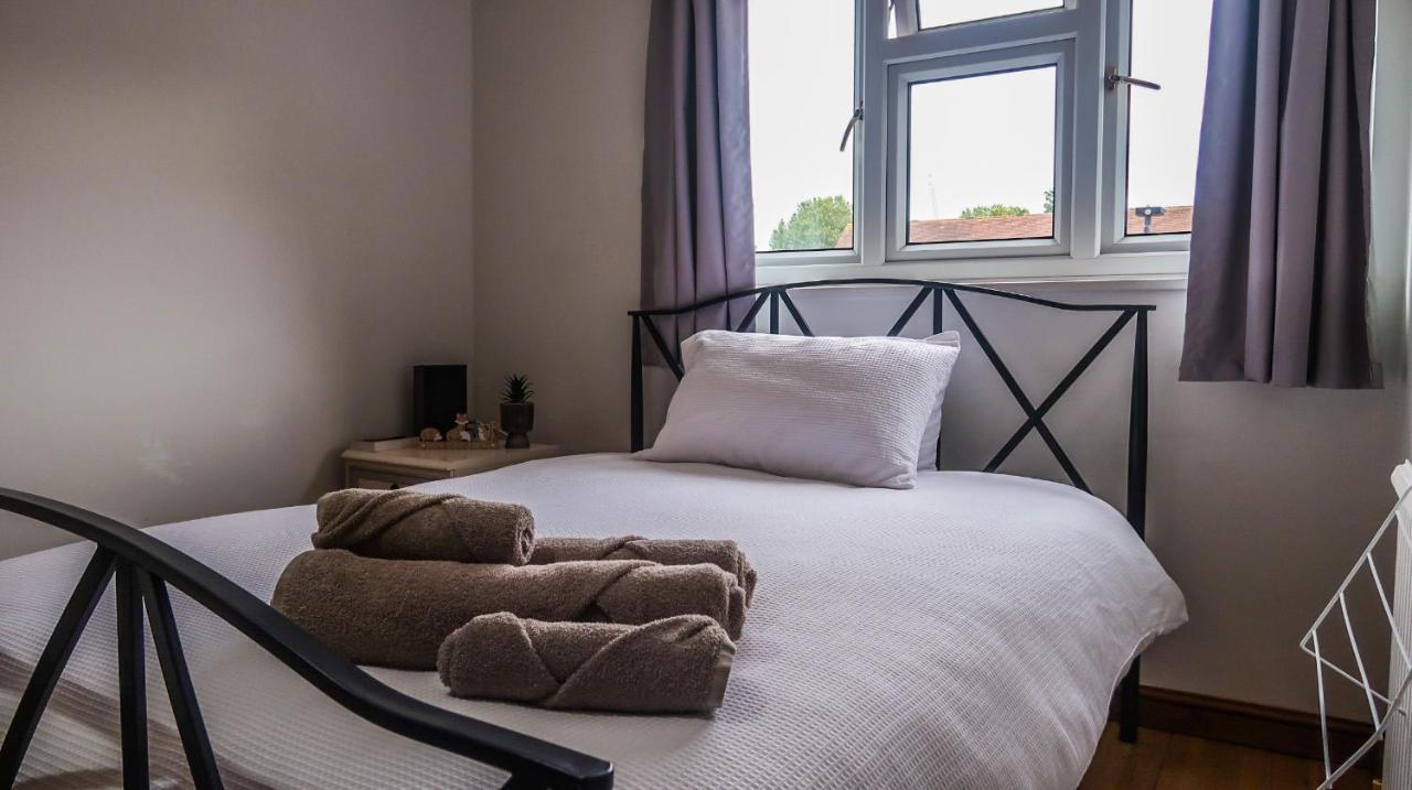 לונדון Cozy Double Room - Only Room מראה חיצוני תמונה